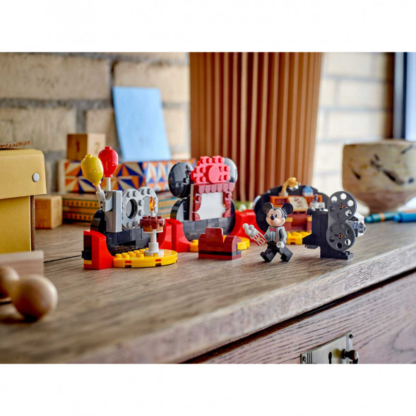 Конструктор LEGO Disney 40600 Празднование 100-летия Дисней в Череповце