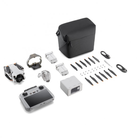 Квадрокоптер DJI Mini 4 Pro Fly More Combo Plus с пультом DJI RC2 в Череповце