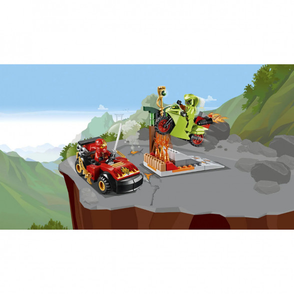 Конструктор LEGO Juniors 10722 Схватка со змеями в Череповце