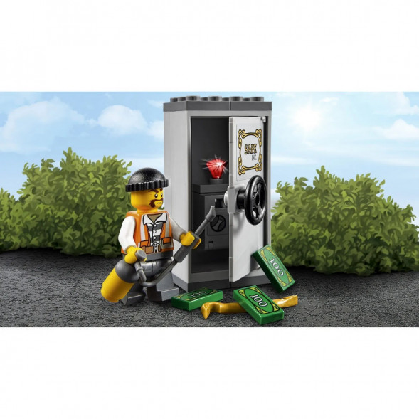 Конструктор LEGO City Police 60137 Побег на буксировщике в Череповце