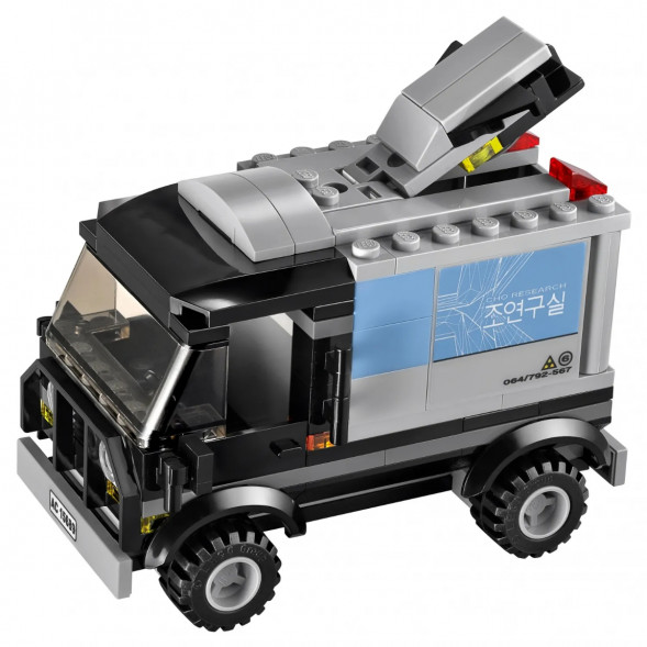 Конструктор LEGO Super Heroes 76032 Погоня на Квинджете Мстителей в Череповце
