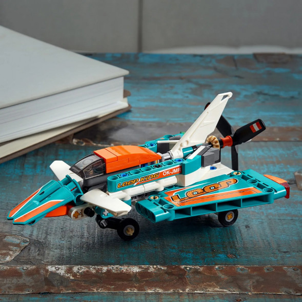 Конструктор LEGO Technic 42117 Гоночный самолёт в Череповце