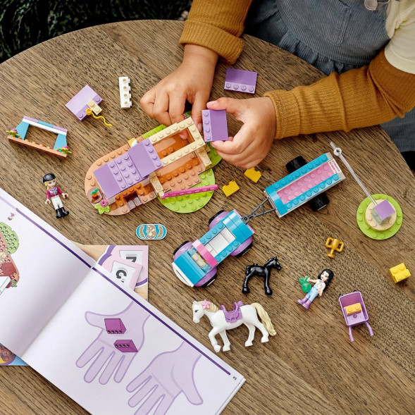 Конструктор LEGO Friends 41441 Тренировка лошади и прицеп для перевозки в Череповце