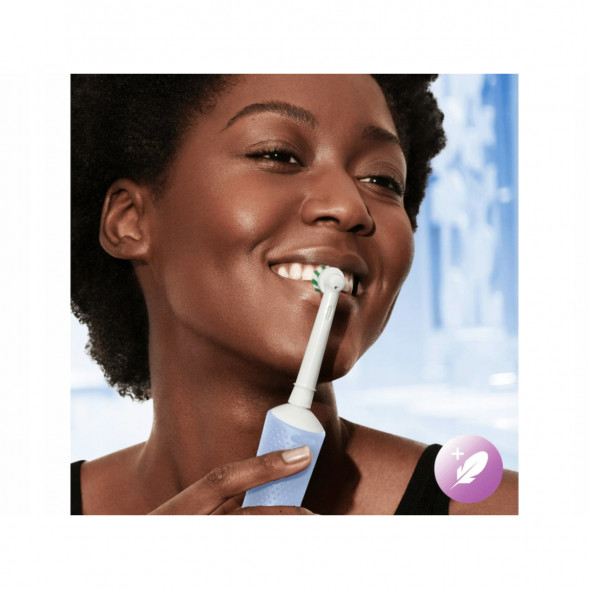 Электрическая зубная щетка Oral-B Vitality Pro D103, голубой в Череповце
