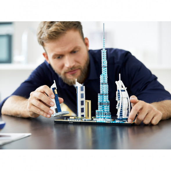 Конструктор LEGO Architecture 21052 Дубай в Череповце