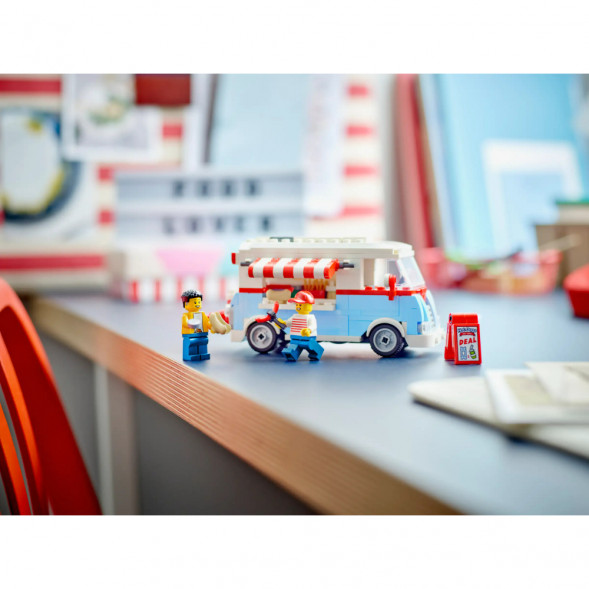 Конструктор LEGO Icons 40681 Ретро фуд трак в Череповце