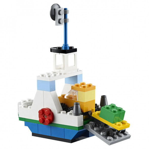 Конструктор LEGO Classic 10702 Набор кубиков для свободного конструирования в Череповце